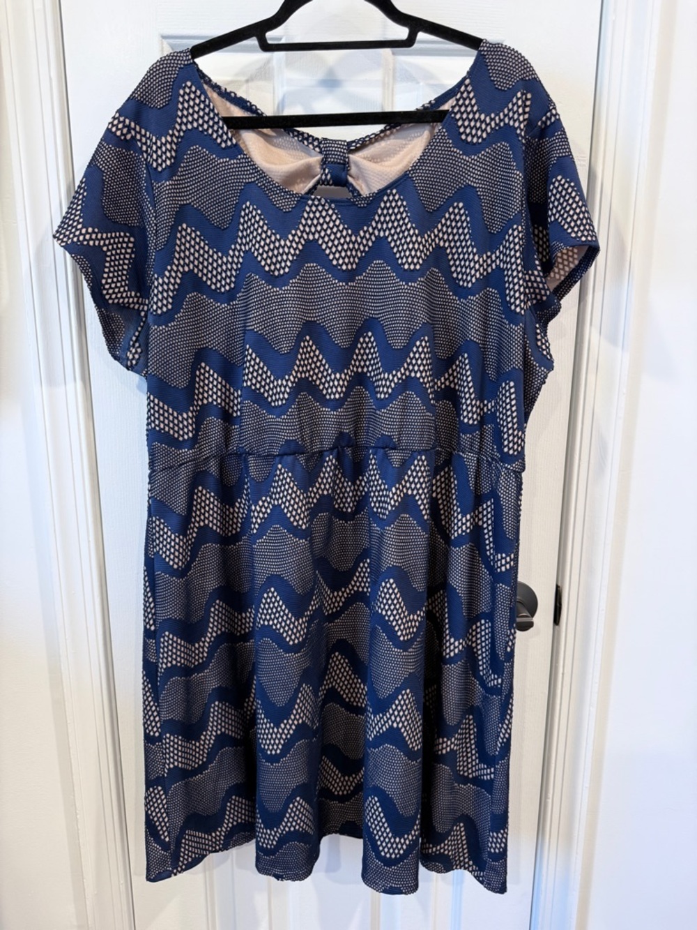 Scarlett Navy and Blush Wave Knit Dress